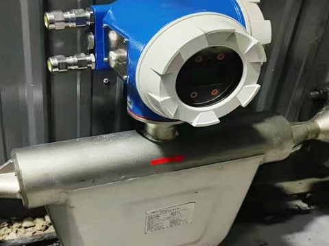质量流量计在大庆渣油测量现场应用案例